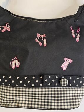 NWOT Horizon Dance Daisy Gear Bag W/ Matching Phone Bag Wristlet